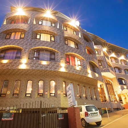 Devi Enterprises - Hotel Khems Ooty Eksteriør bilde